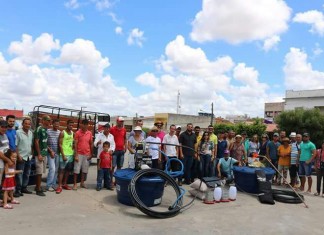 Kits produtivos do Projeto 2ª Água são entregues a agricultores de Capela do Alto Alegre